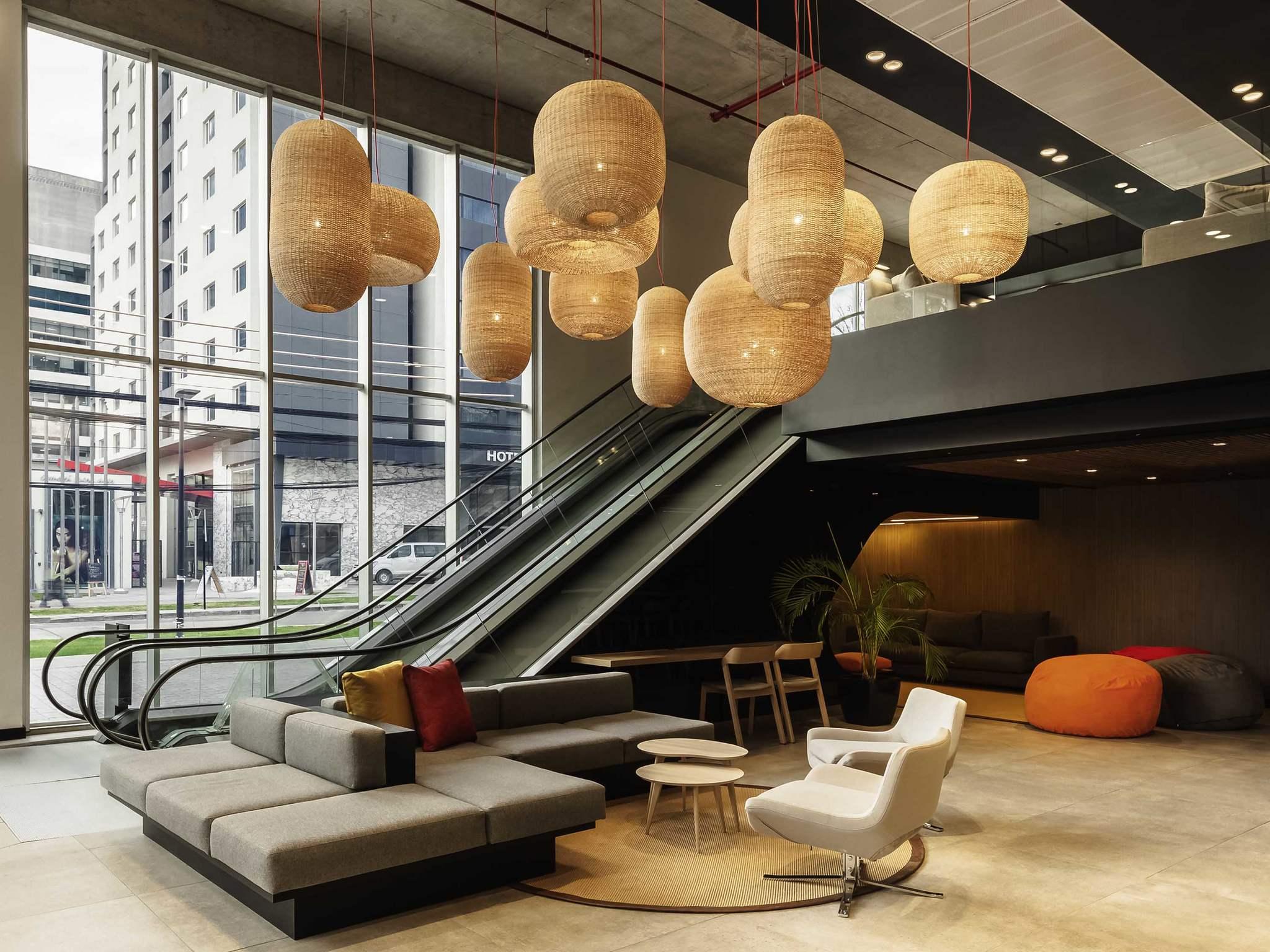 Novotel Santiago Providencia Bagian luar foto