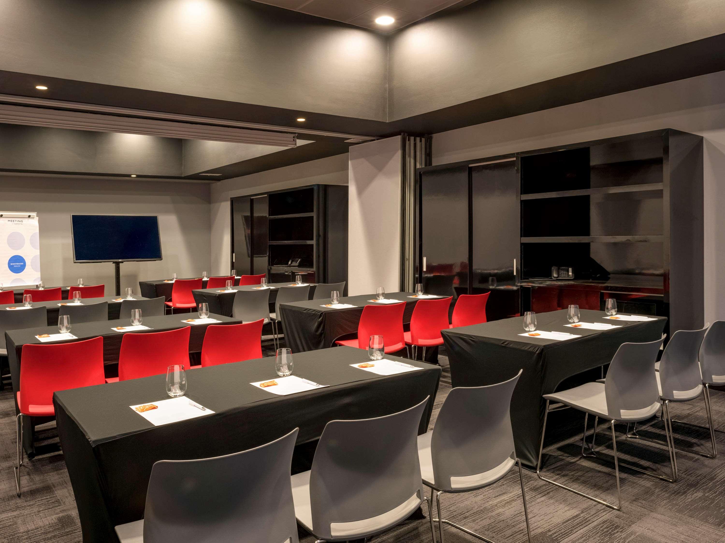 Novotel Santiago Providencia Bagian luar foto